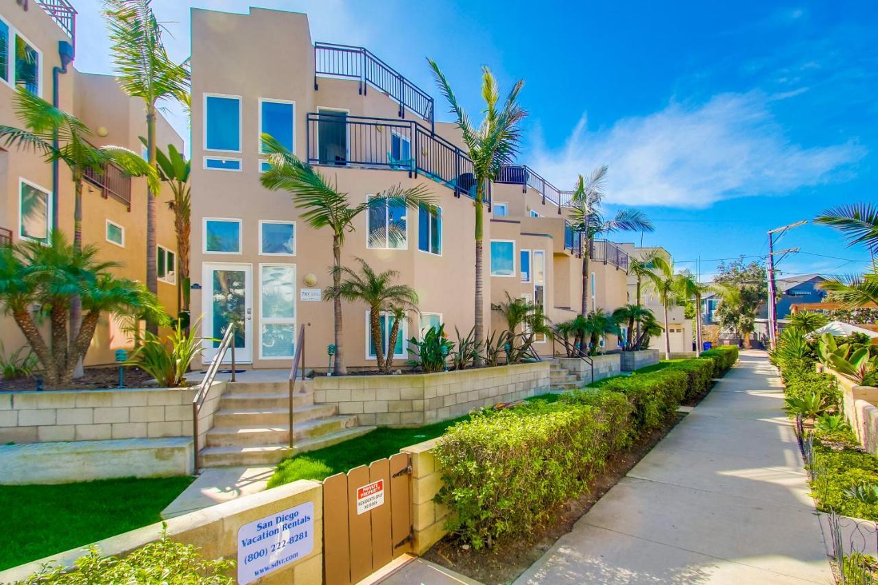 Stunning South Mission Home With Private Rooftop & Ocean Views! サンディエゴ エクステリア 写真